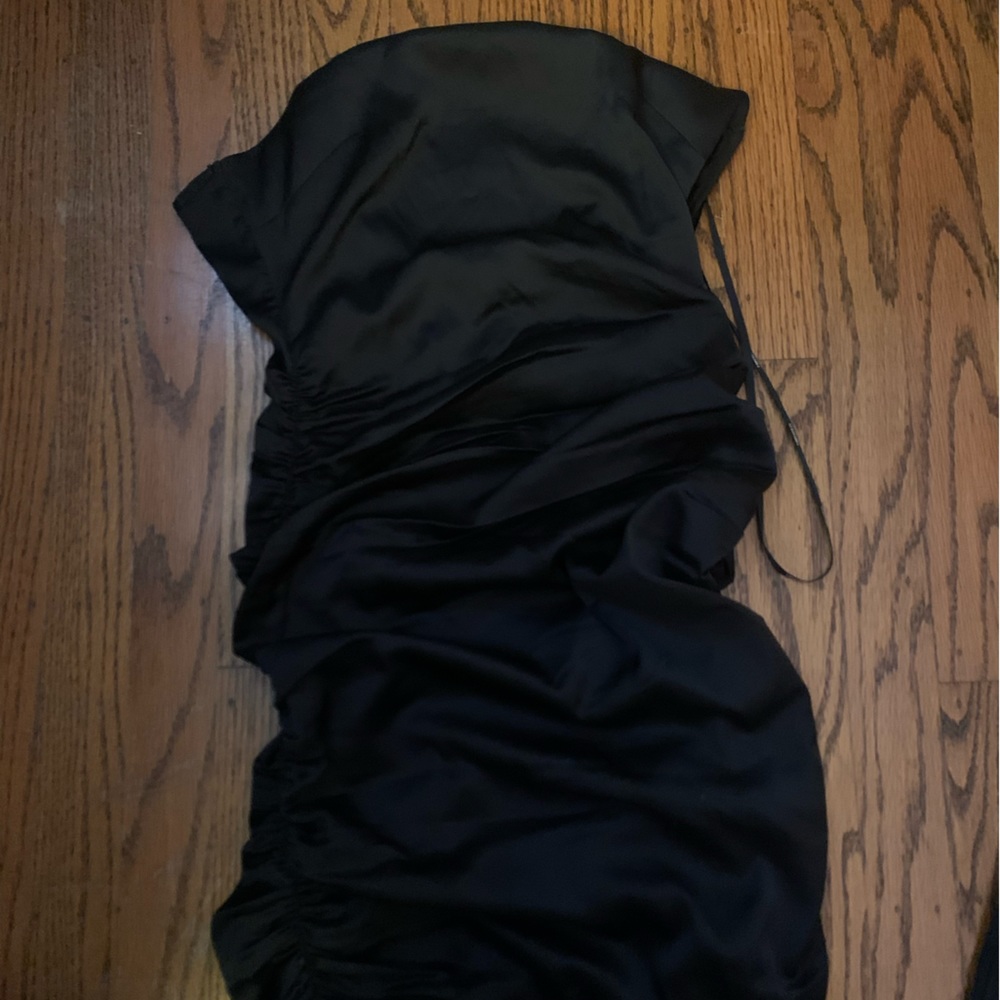 Bodycon black dress